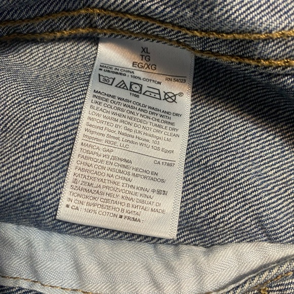 GAP 1969 Classic Blue Denim Jacket - Picture 11 of 13